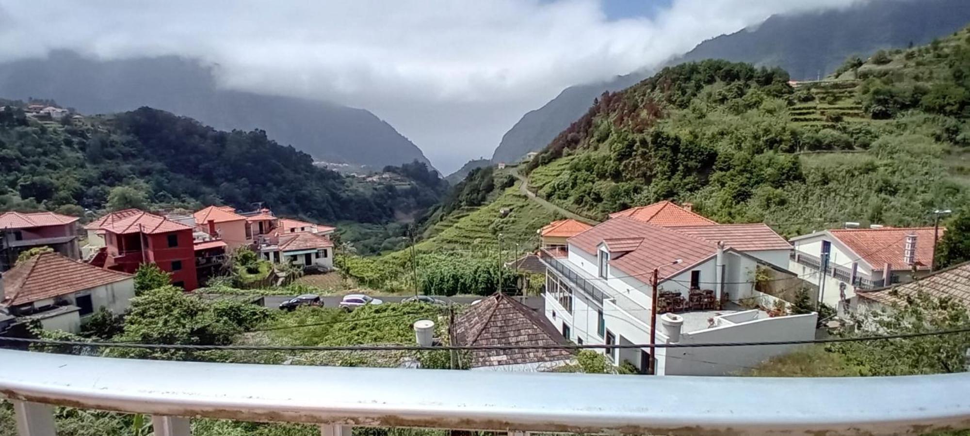 Vitorio'S Guesthouse Sao Vicente  Exterior photo